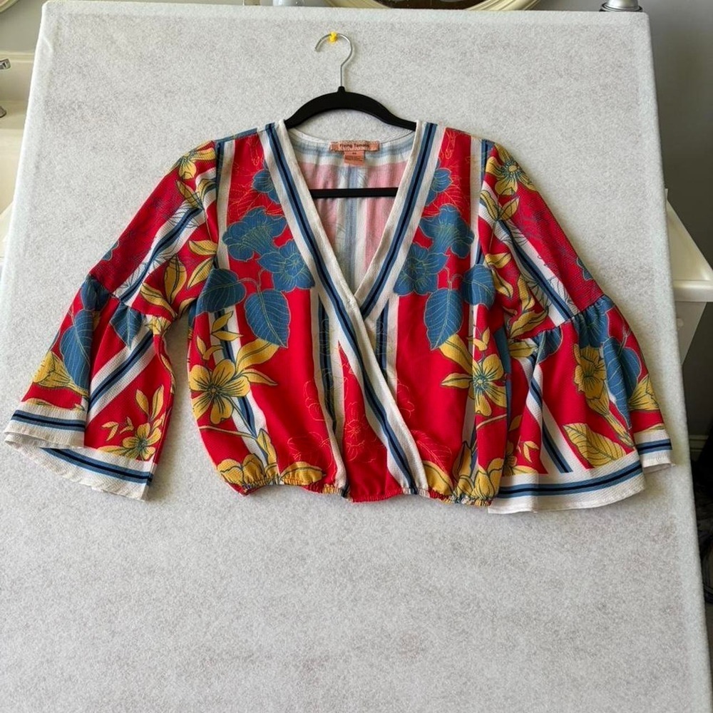 Flying Tomato Floral Print Wrap Shirt